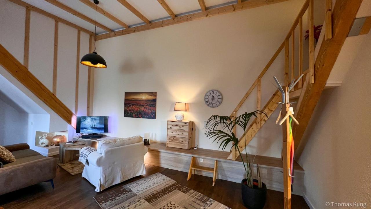 Kungs Ferienwohnung 콧부스 외부 사진