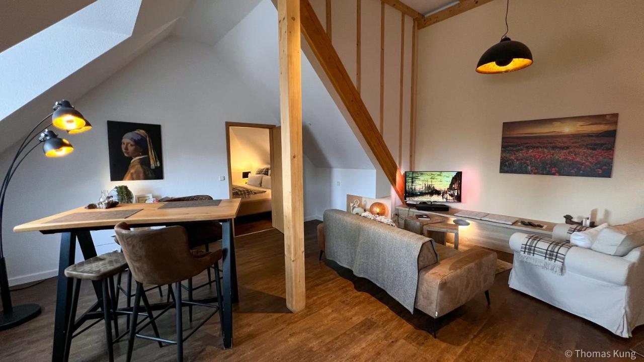 Kungs Ferienwohnung 콧부스 외부 사진
